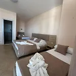 La Playa - Seaside Guest *