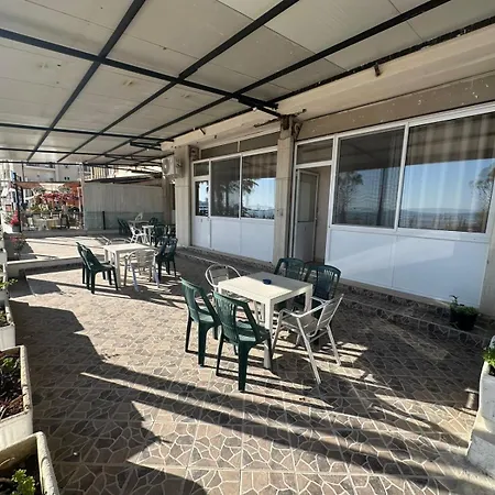 La Playa - Seaside Guest Hotel *