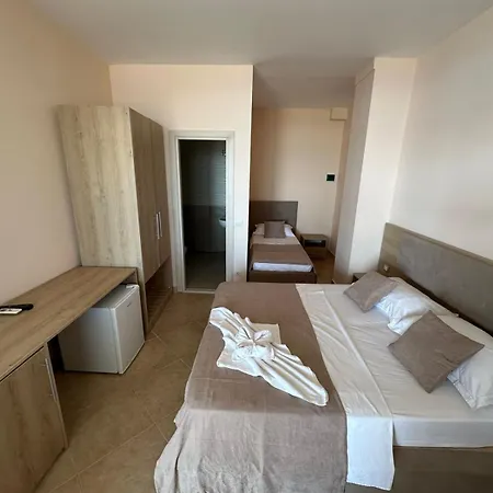 Hotel La Playa - Seaside Guest