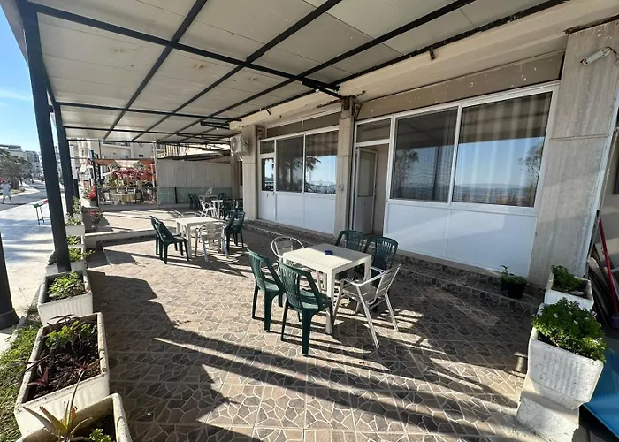 La Playa - Seaside Guest Hotel *