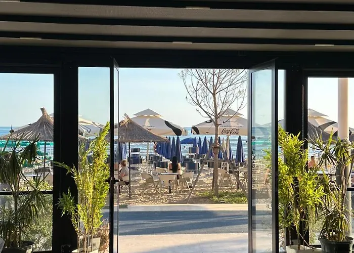 La Playa - Seaside Guest * Durrës