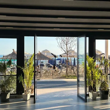 La Playa - Seaside Guest * Durrës