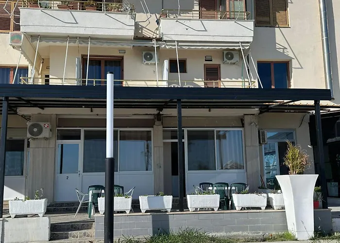 La Playa - Seaside Guest 酒店